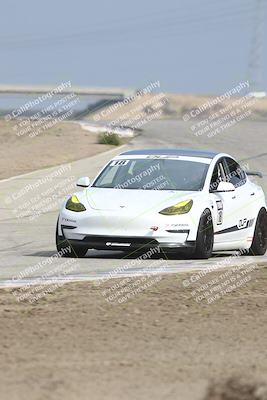 media/Oct-19-2025-Speed Ventures (Sun) [[a6e7fe67be]]/TC B/Session 2 (Outside Grapevine)/